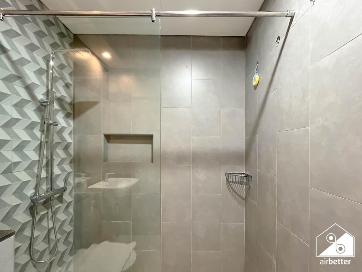 Serene With Views In Al Waleed Garden 2 Apartment *